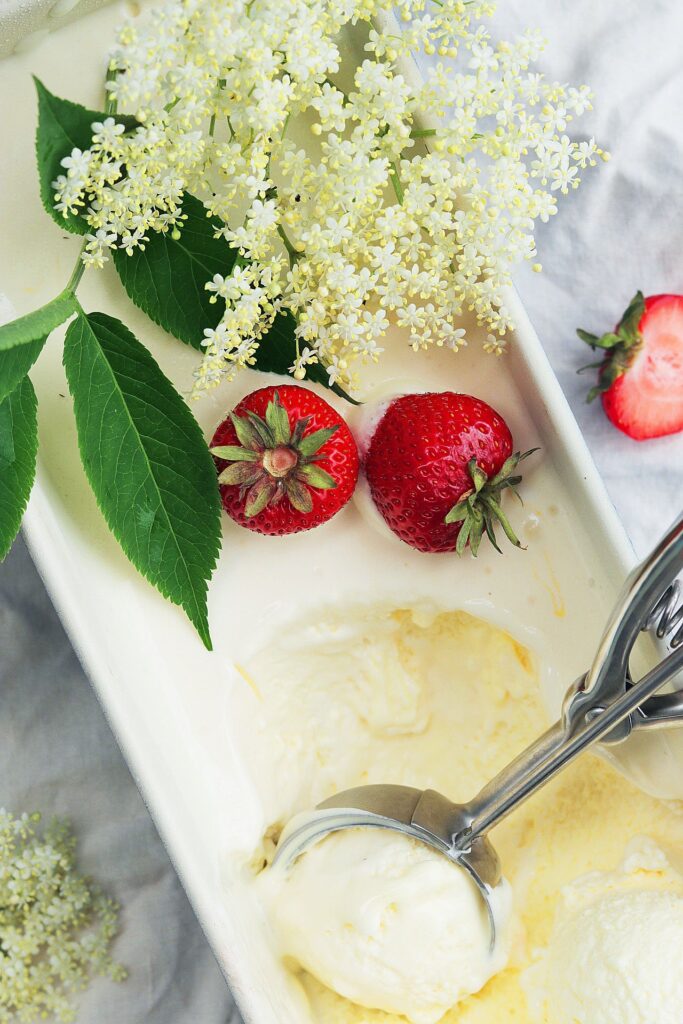 Vegansk fläderglass