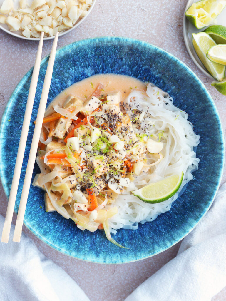 Thaigryta med tofu